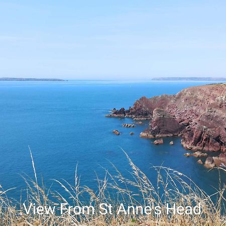 Holiday Home In Dale, Pembrokeshire Pokoj fotografie