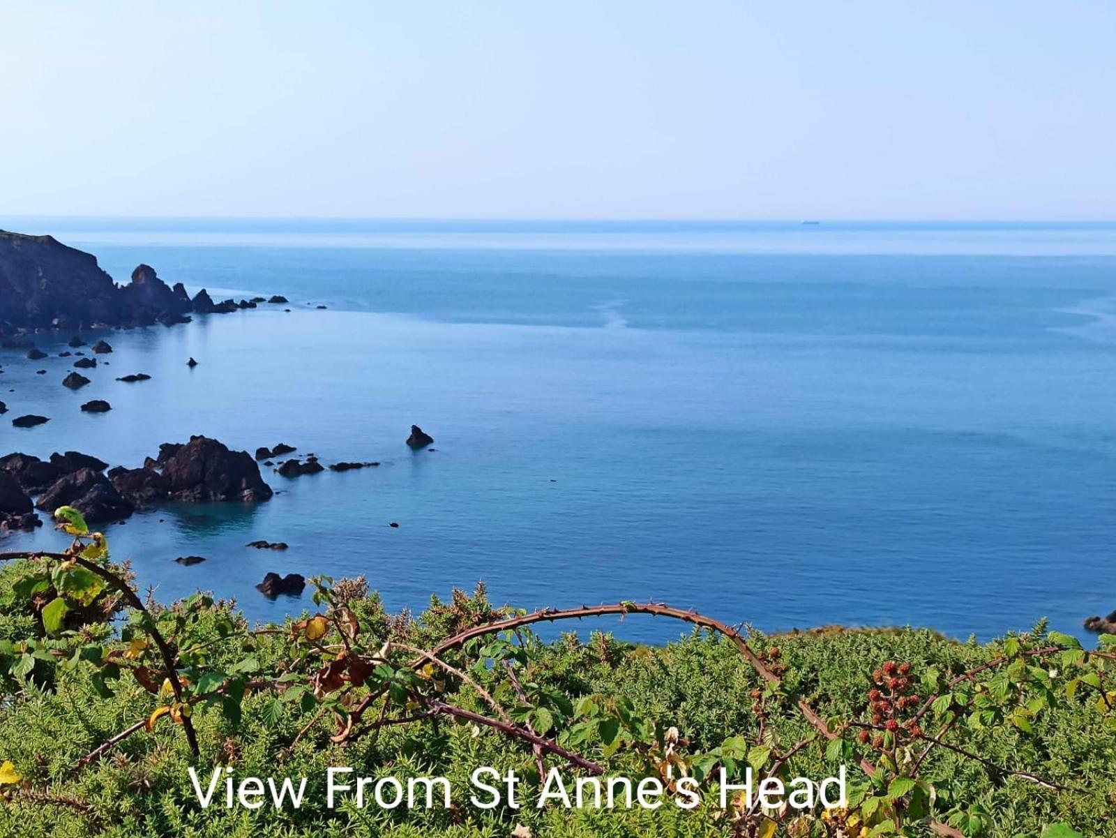 Holiday Home In Dale, Pembrokeshire Pokoj fotografie